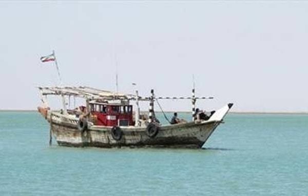 وكالة تسنيم: مقذوفات للعدو استهدفت قاربي صيد إيرانيين بميناء كرغان جنوبي البلاد واحتمال وجود خسائر بشرية.