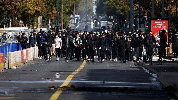 أكثر من 5000 موقوف منذ بدء احتجاجات طلاب الثانويات في فرنسا