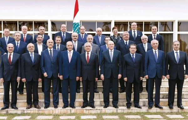 حكومة ائتلافية لا تريد بياناً وزارياً