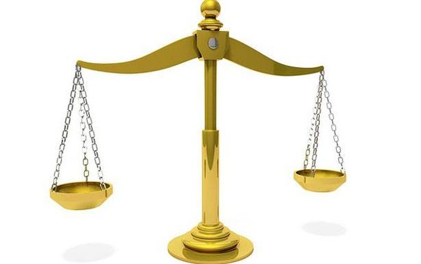 الــقاضي نــقـــولا مـنصور أحال مطـلوبـاً الى جـنايات جبل لـبـنـان

وعـــلــــيه أكثر مـــن 1700 مُذكرة توقيــف