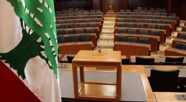 صيغة قيد التداول لمعالجة ملف قيادة الجيش عن طريق الحكومة
الحلّ في مجلس النواب غير مضمون.. واختلاف الاقتراحات يُصعّب المهمّة