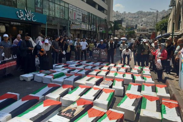 "ميديابارت": "إسرائيل" تحتجز جثامين نحو 800 فلسطيني بينهم 83 طفلًا