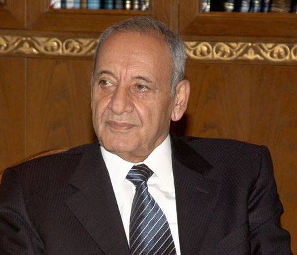 برّي أبرق إلى خامنئي وروحاني والعبادي معزّياً بضحايا الزلزال