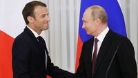 الكرملين: بوتين مستعد للحوار مع ماكرون