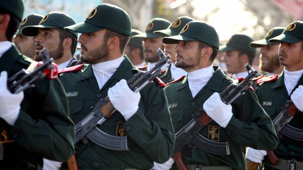 الحرس الثوري الإيراني: انتهاء الوضع الراهن يتطلّب انسحاب "إسرائيل" من لبنان وانتهاء حصار اليمن وتحرير أموالنا