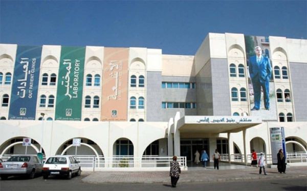 تقرير مستشفى رفيق الحريري: 33 إصابة و16 حالة حرجة ووفيتان و216 لقاحا