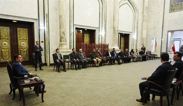 رئيس الوزراء العراقي: نقف الى جانب
إيران في مُواجهة الحظر الأميركي