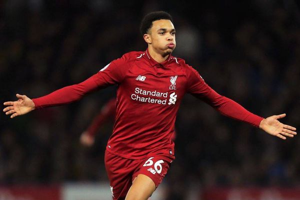 تفاصيل عرض فلكي لتجديد
عقد ألكسندر أرنولد مع ليفربول