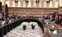 مجلس الوزراء يطرح مشروعاً يسمح للحكومة بالاقتراض من مصرف لبنان
