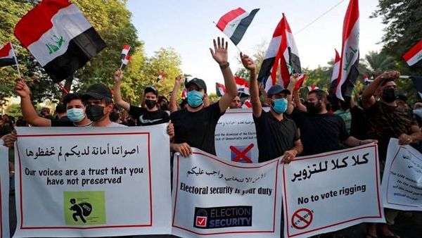 اللجنة العليا للتظاهرات في العراق
 تدعو لاعتماد قانون انتخابي جديد