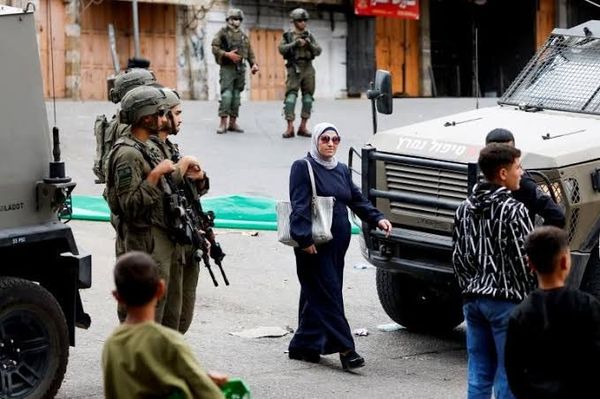 فضيحة في الضفة.. جنود إسرائيليون يتعاونون مع المستوطنين