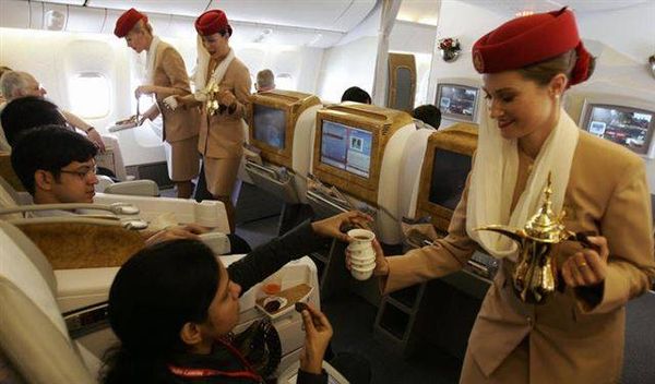طيران الإمارات "يكافئ" من سيزور دبي هذا الصيف