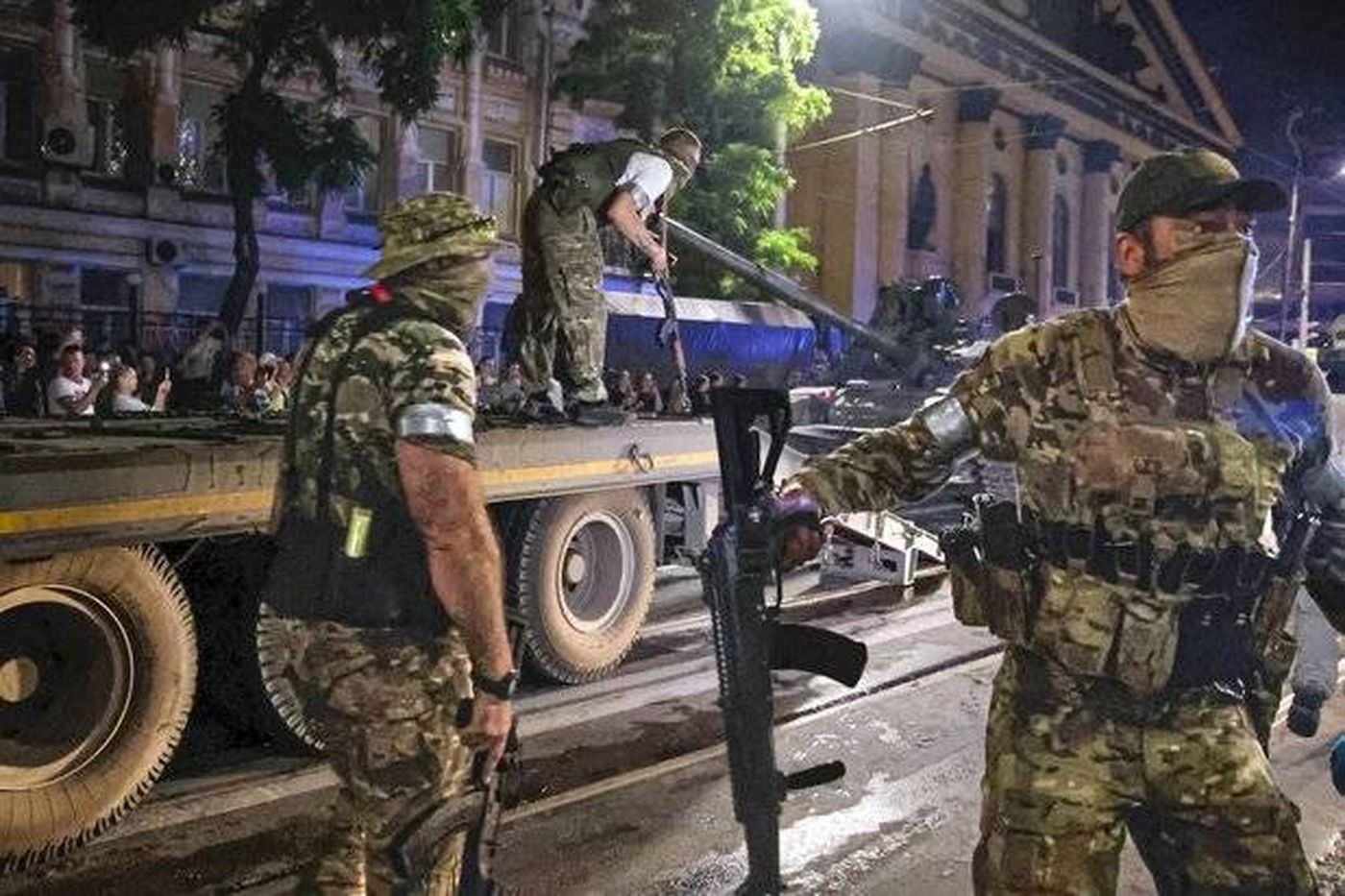 "أُوقف عندما كان يتسلم العبوة"... روسيا تعلن إحباط محاولة اغتيال حاكم "القرم"