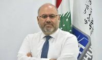 أبيض: لاستراتيجية مستدامة لمقاربة ملف الدواء
