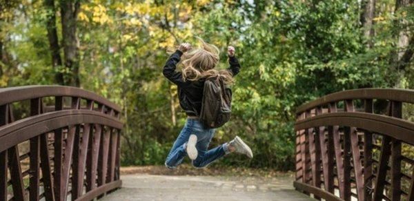 تمرين بسيط يقلل التوتر والاكتئاب.. ما هو؟