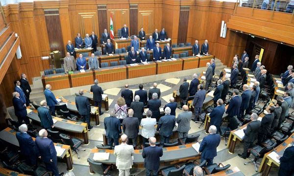 الرئيس «غاضب».. الجيش «جاهز»... والسعوديّة تحسم موقف الحريري