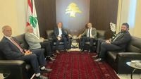 الجميل يلتقي السفير المصري في زيارة وداعية