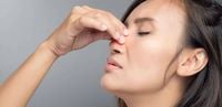 طريقة عملية لوقف نزيف الأنف.. لا ترجعوا رؤوسكم إلى الخلف
