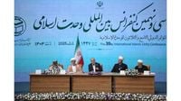 الخطيب من طهران يدعو إلى تشكيل هيئة حوار مع حكومات العالم الإسلامي