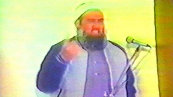 من هو عبد الله عزام "الأب الروحي للجهاد الأفغاني"؟