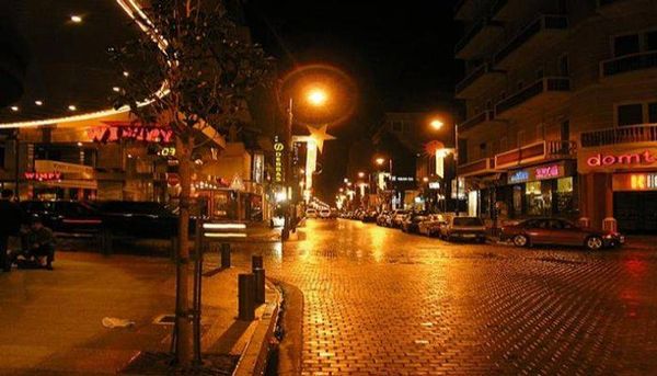 دولار السوق الموازية.. كيف أقفل مساء؟