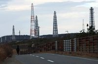 اليابان تعيد تشغيل مفاعل نووي وسط احتجاجات شعبية